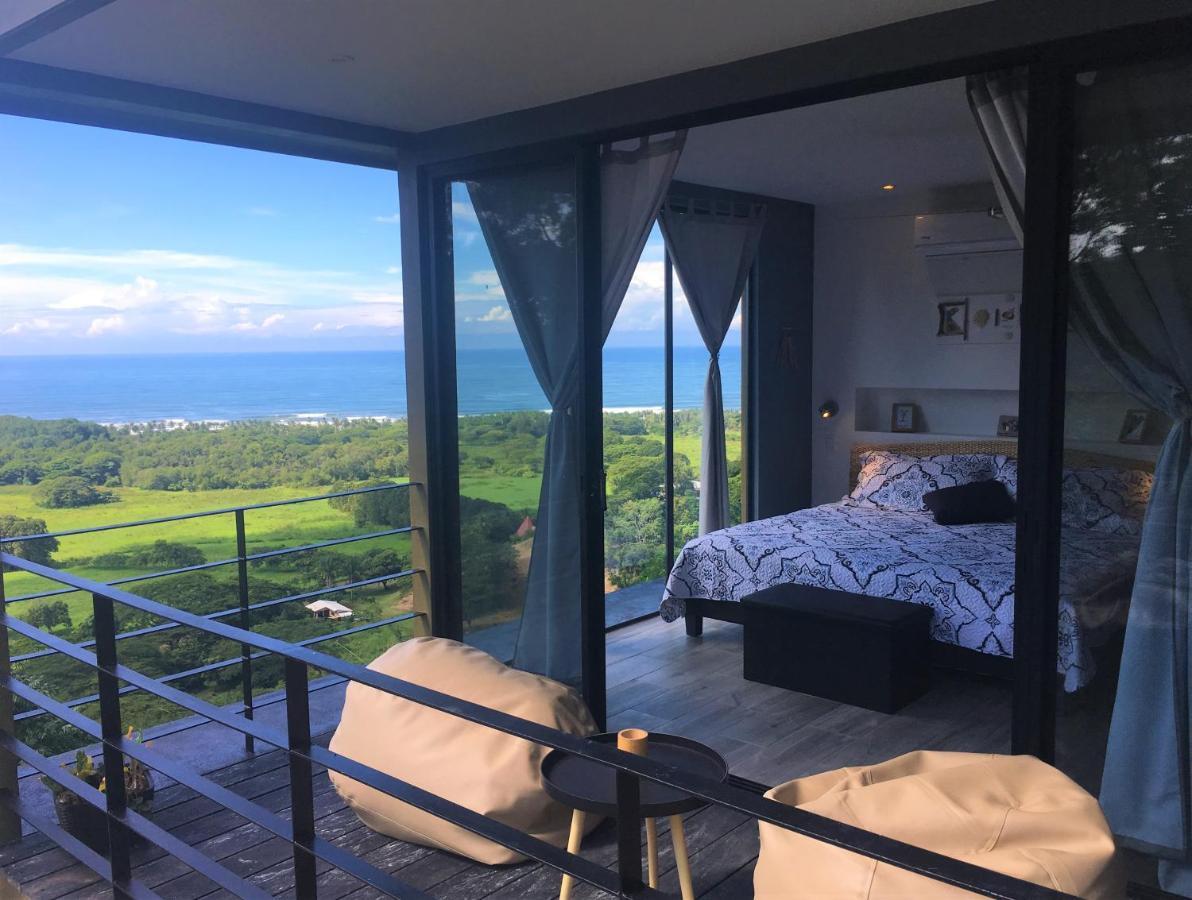 La Colina Pura Vista Bed and breakfast